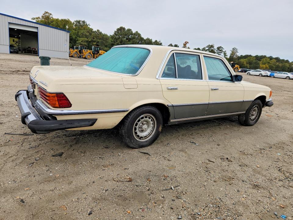 71711676 :رقم المزاد ، 11612012001353 vin ، 1978 Mercedes-benz C-class 30 مزاد بيع
