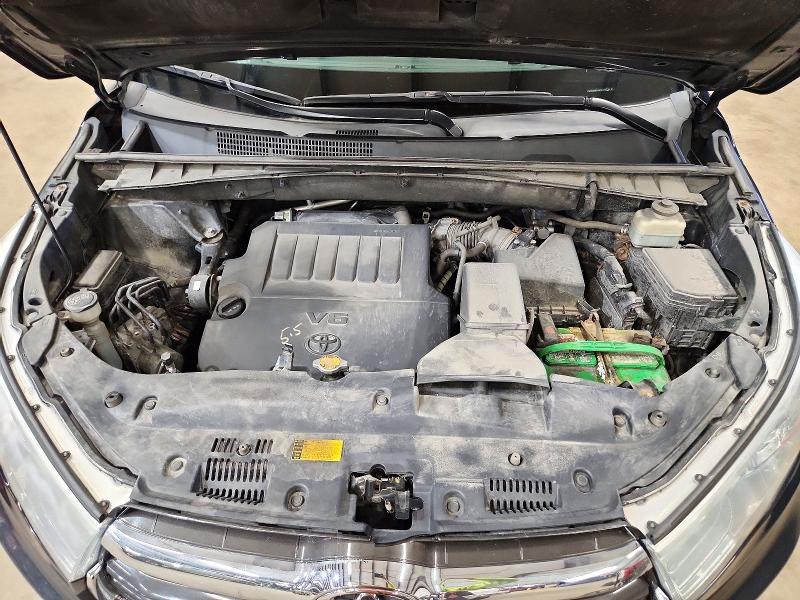 72881716 :رقم المزاد ، 5TDDKRFH8FS073216 vin ، 2015 Toyota Highlander مزاد بيع