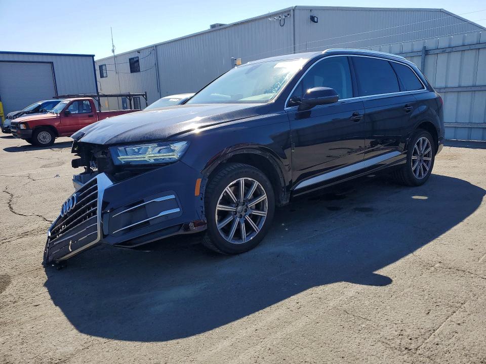 Auction sale of the 2018 Audi Q7, vin: WA1LHAF73JD016939, lot number: 71632476