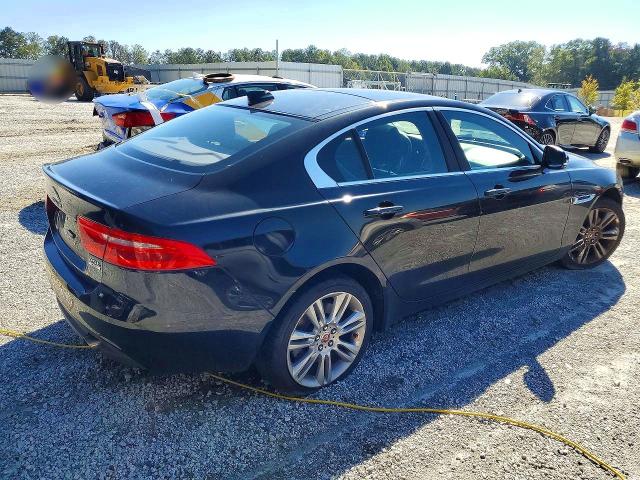 Продаж на аукціоні авто 2019 Jaguar Xe, vin: SAJAJ4FX1KCP46733, номер лоту: 72233326