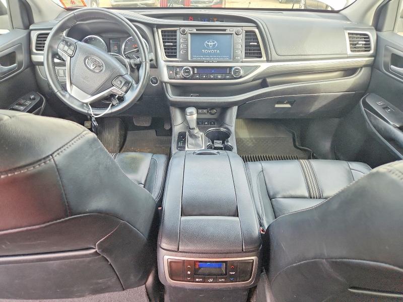 2017 Toyota Highlander მანქანა იყიდება აუქციონზე, vin: 5TDJZRFH5HS386239, აუქციონის ნომერი: 70701216