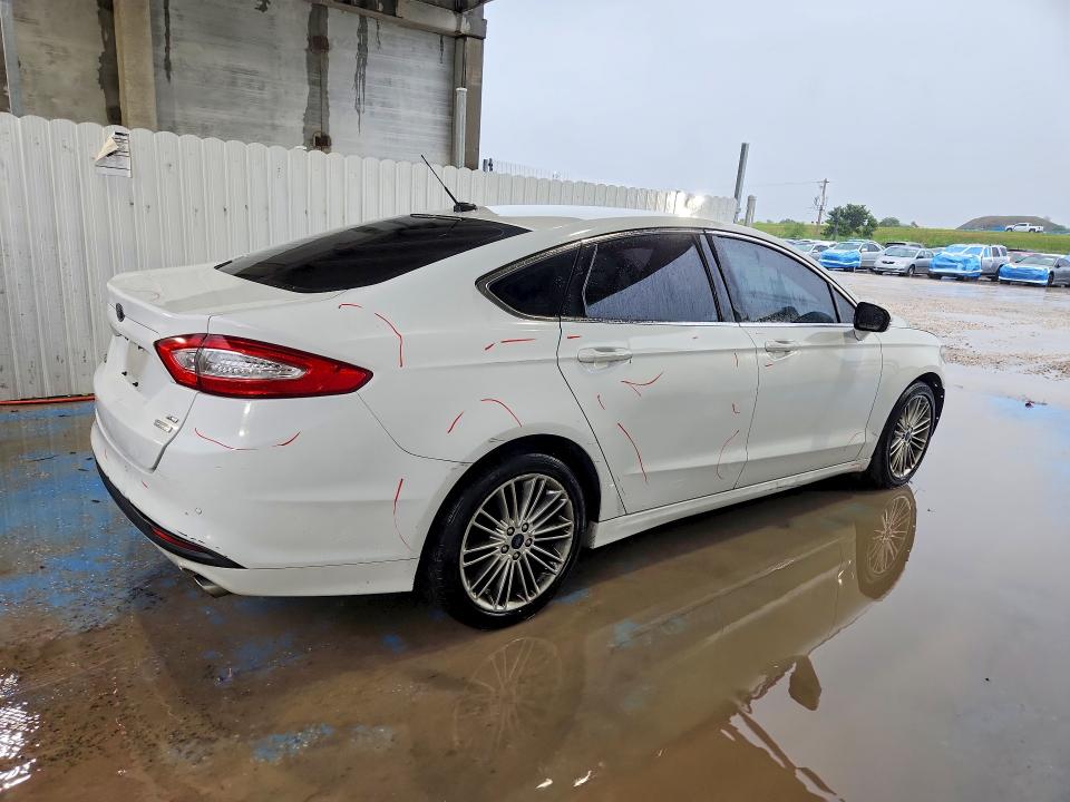70530446 :رقم المزاد ، 1FA6P0HD8G5130012 vin ، 2016 Ford Fusion مزاد بيع