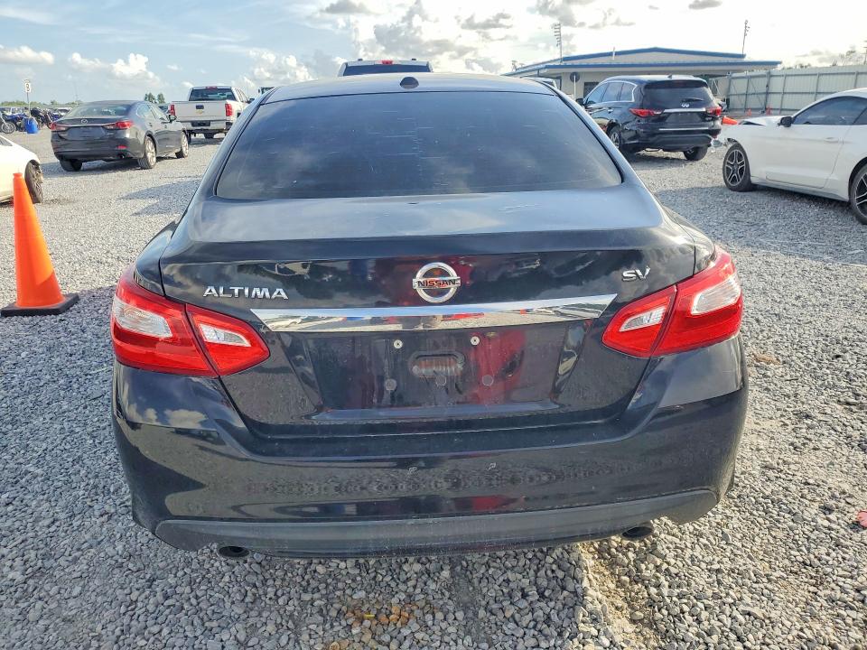 2017 Nissan Altima მანქანა იყიდება აუქციონზე, vin: 1N4AL3AP3HC214361, აუქციონის ნომერი: 71191666