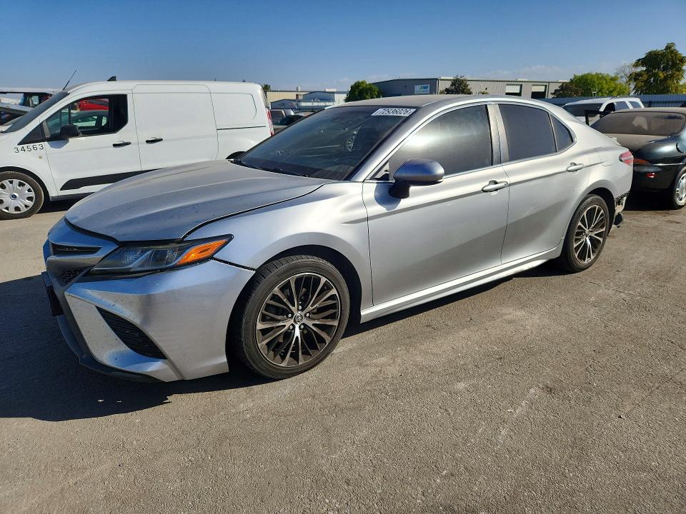 Продажа на аукционе авто 2018 Toyota Camry, vin: JTNB11HK0J3014106, номер лота: 72936026