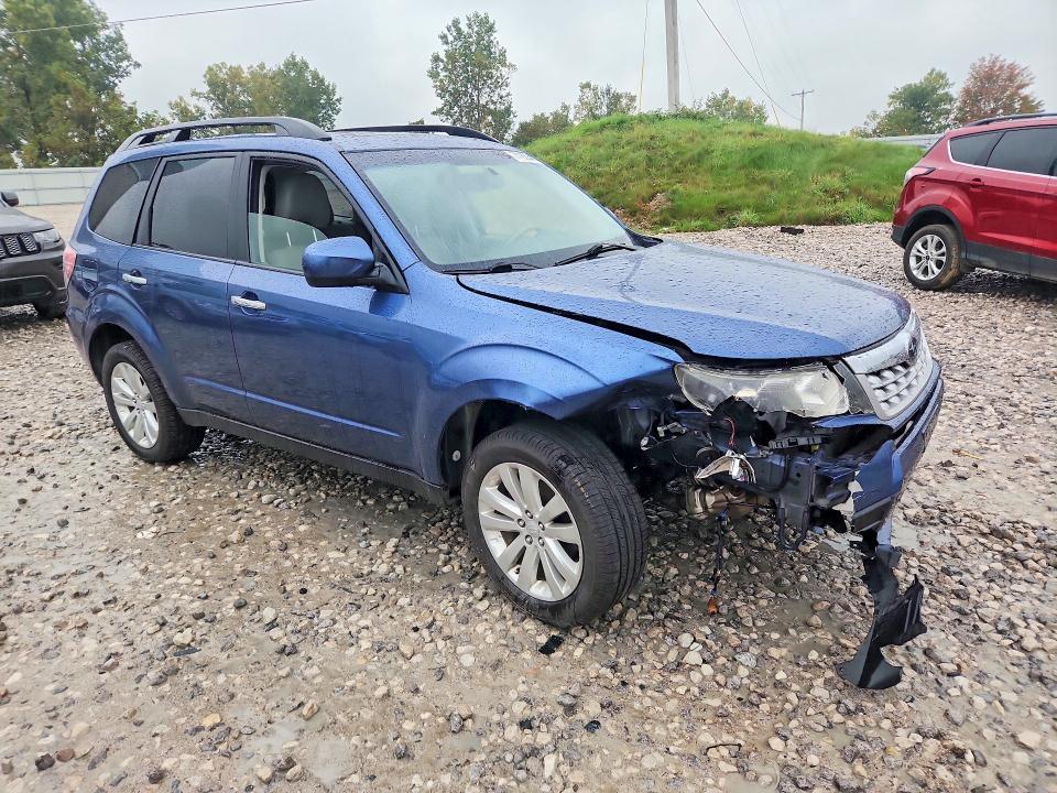 2013 Subaru Forester მანქანა იყიდება აუქციონზე, vin: JF2SHAECXDH426538, აუქციონის ნომერი: 71186946