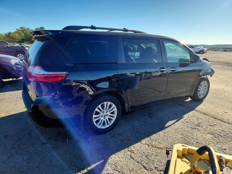 Продаж на аукціоні авто 2016 Toyota Sienna, vin: 5TDYK3DC6GS758323, номер лоту: 71080746