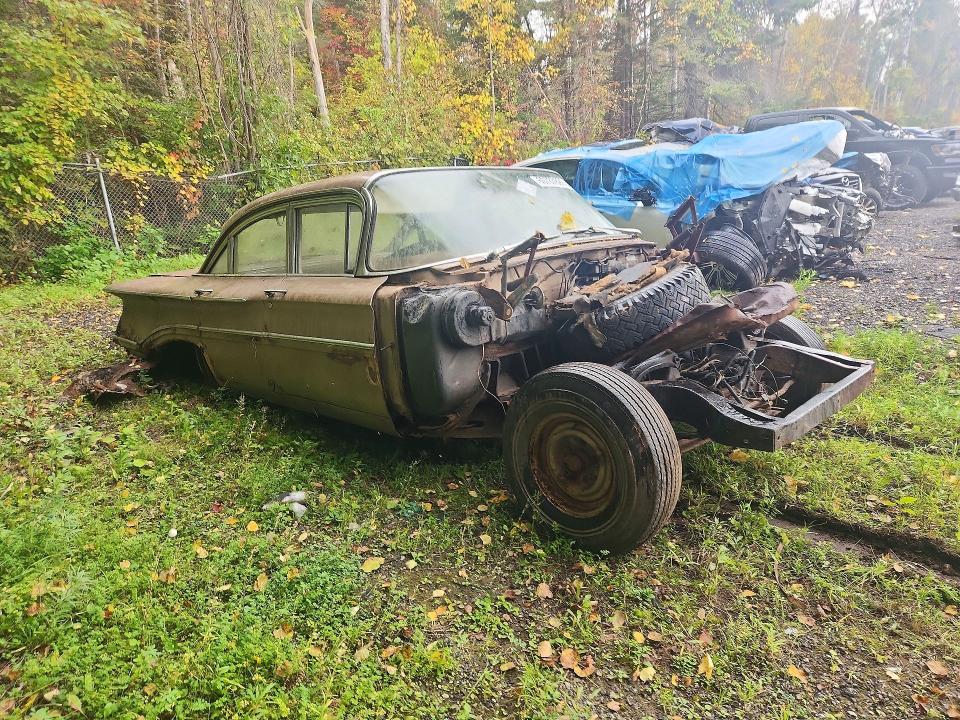 1960 Oldsmobile Super 88 მანქანა იყიდება აუქციონზე, vin: 0351908647, აუქციონის ნომერი: 69737826