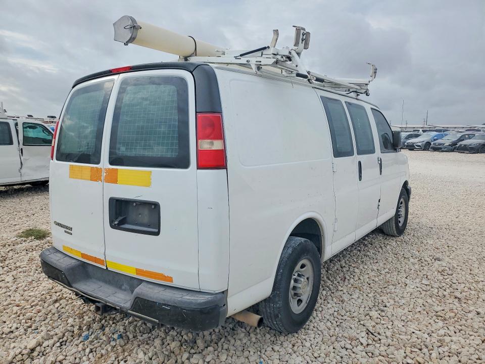 69608376 :رقم المزاد ، 1GCWGFCA4D1903202 vin ، 2013 Chevrolet Express G2500 مزاد بيع