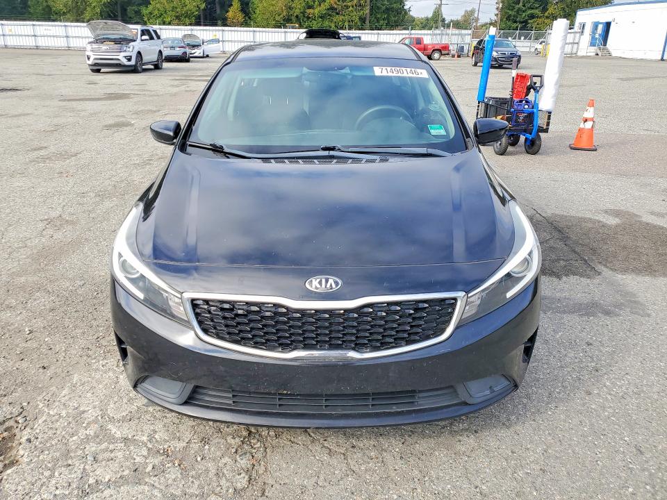 2018 Kia Forte მანქანა იყიდება აუქციონზე, vin: 3KPFK4A79JE268741, აუქციონის ნომერი: 71490146