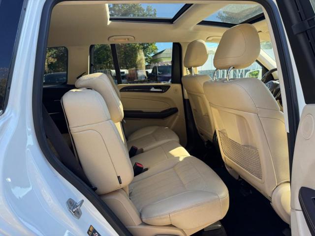 Продаж на аукціоні авто 2017 Mercedes-benz Gls, vin: 4JGDF6EE3HA858992, номер лоту: 72373646