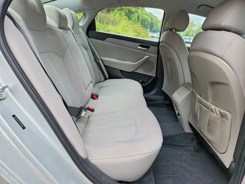 71245376 :رقم المزاد ، 5NPE24AF1KH744058 vin ، 2019 Hyundai Sonata مزاد بيع