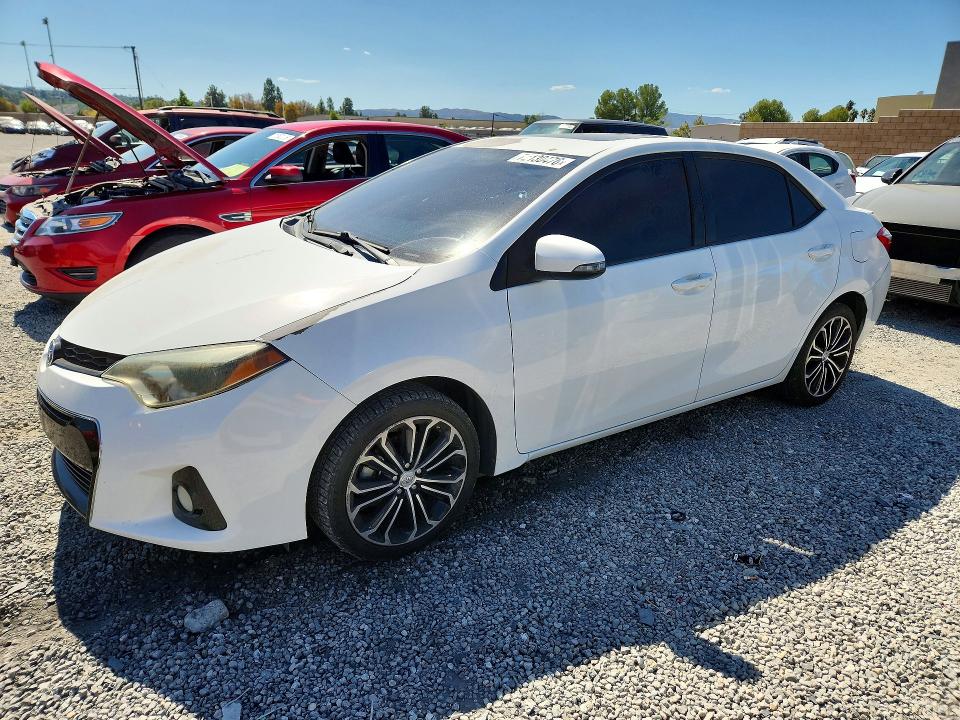 Продаж на аукціоні авто 2015 Toyota Corolla, vin: 5YFBURHE3FP341098, номер лоту: 72130476