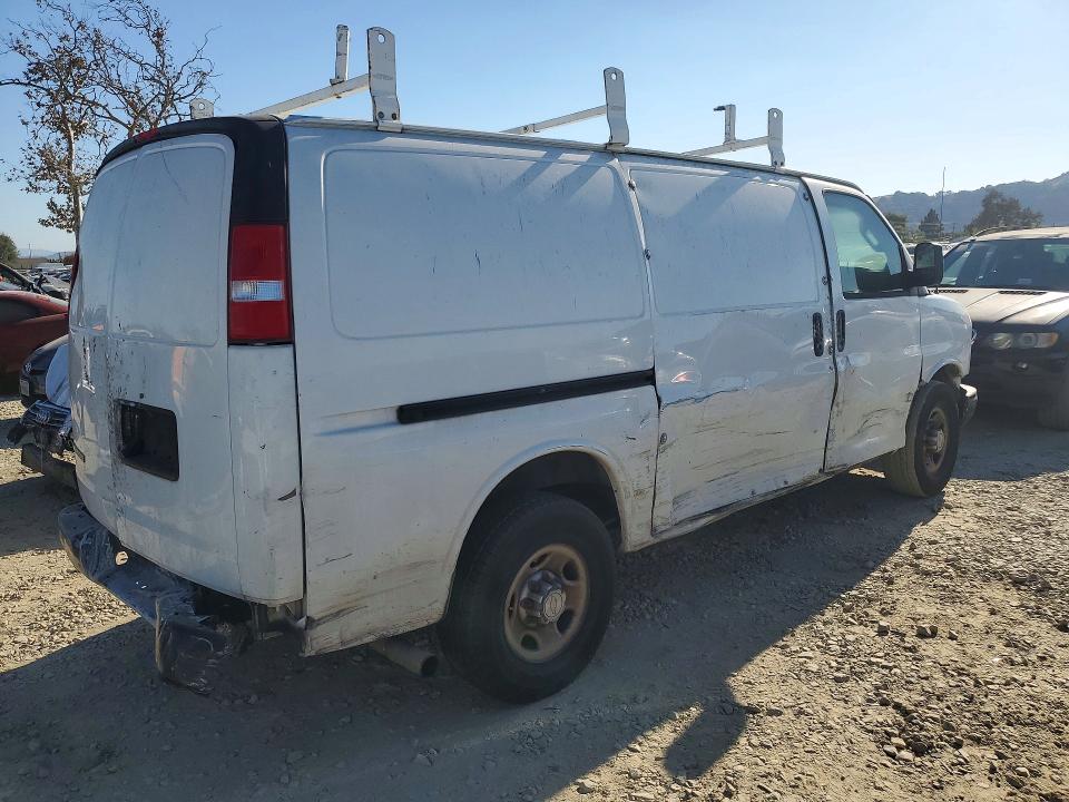 72246026 :رقم المزاد ، 1GCWGAFG3L1145225 vin ، 2020 Chevrolet Express G2500 مزاد بيع