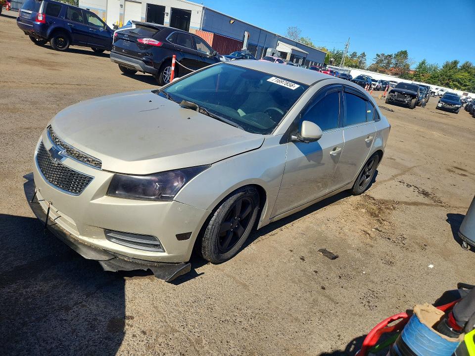 2014 Chevrolet Cruze მანქანა იყიდება აუქციონზე, vin: 1G1PC5SB8E7151189, აუქციონის ნომერი: 71697856