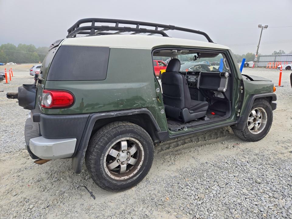 2014 Toyota Fj Cruiser მანქანა იყიდება აუქციონზე, vin: JTEZU4BF9EK013910, აუქციონის ნომერი: 71498446