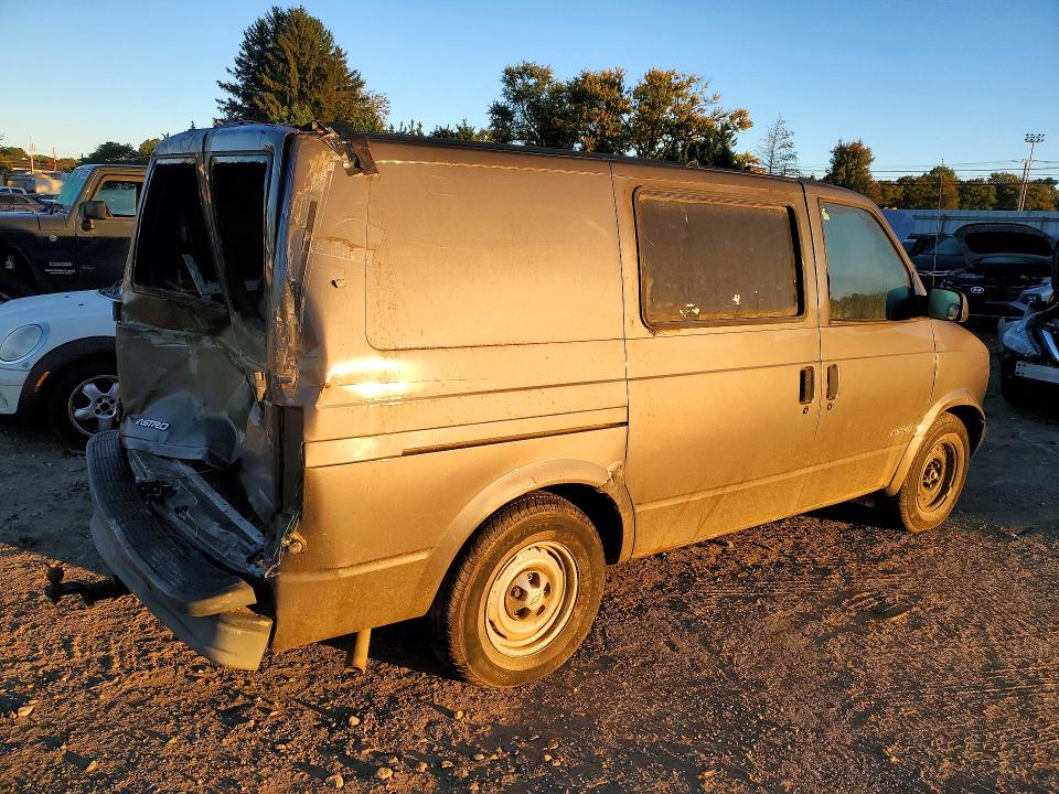 Продажа на аукционе авто 2001 Chevrolet Astro, vin: 1GCDM19W01B122298, номер лота: 70405606