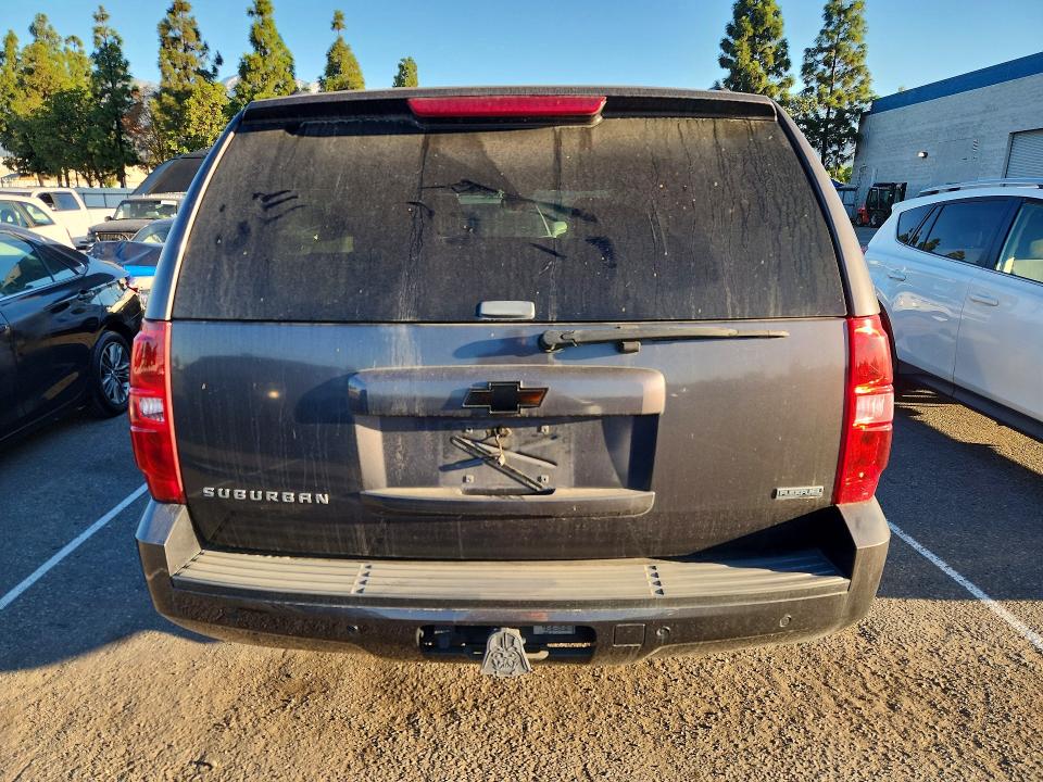 2010 Chevrolet Suburban მანქანა იყიდება აუქციონზე, vin: 1GNUCJE09AR216439, აუქციონის ნომერი: 71763766