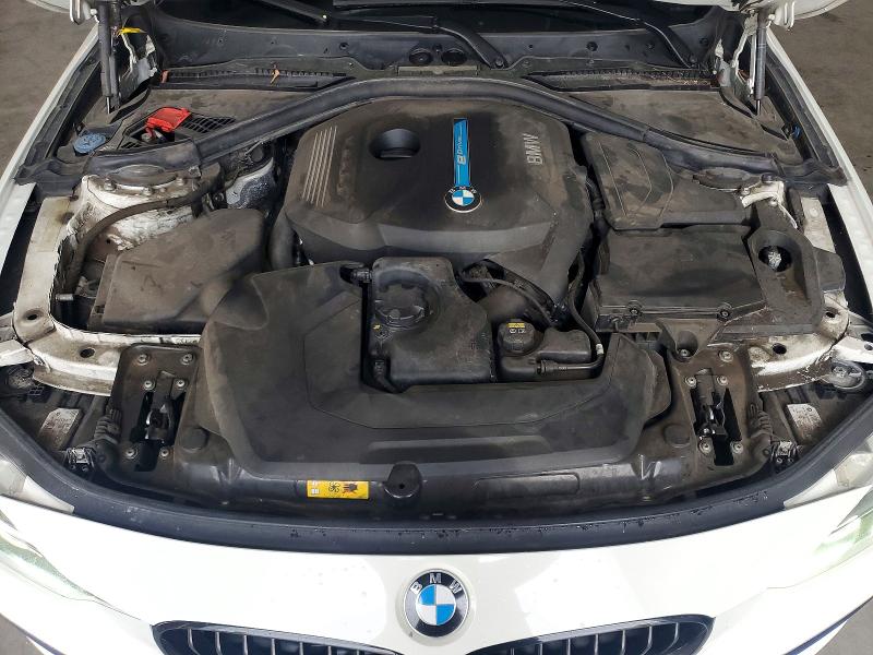 72588826 :رقم المزاد ، WBA8E1C53JA179998 vin ، 2018 Bmw 330e مزاد بيع