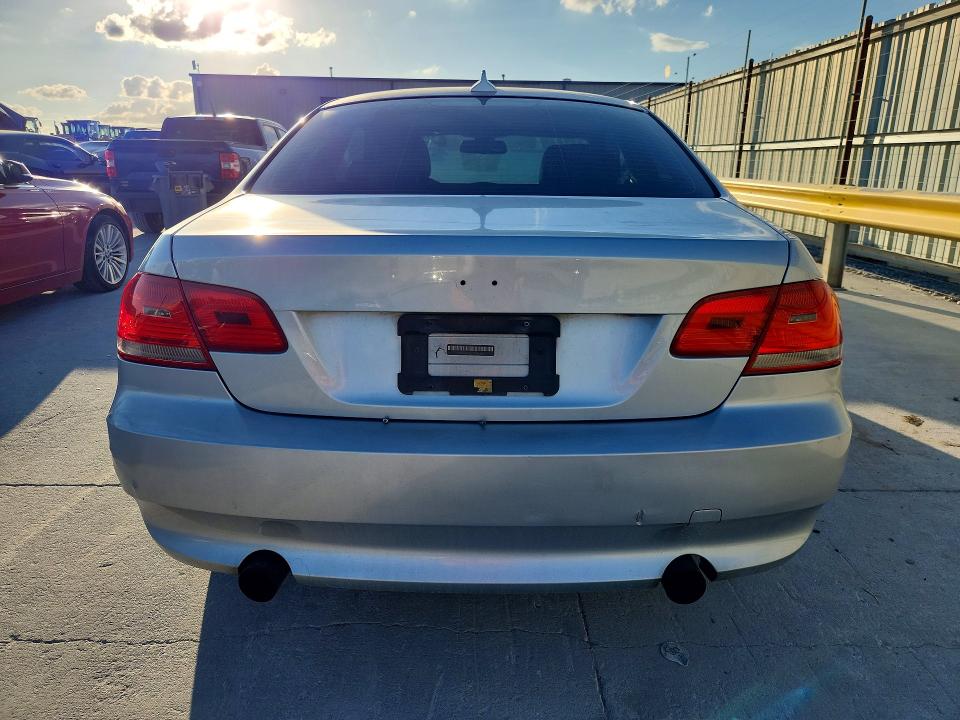 2007 Bmw 335 მანქანა იყიდება აუქციონზე, vin: WBAWB73567P035368, აუქციონის ნომერი: 72330236