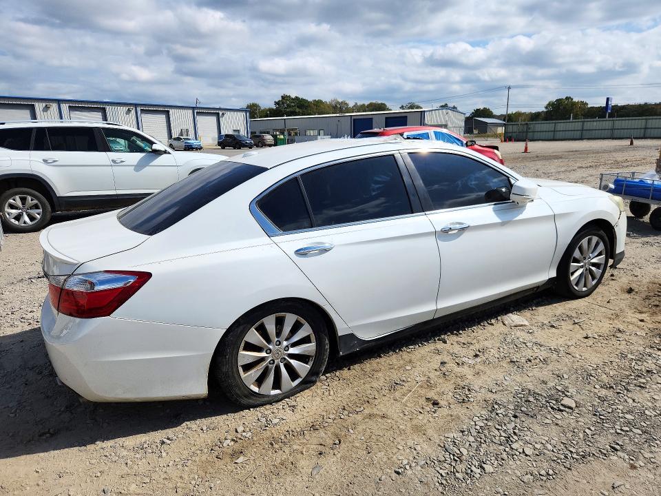 72730546 :رقم المزاد ، 1HGCR2F81DA175158 vin ، 2013 Honda Accord مزاد بيع