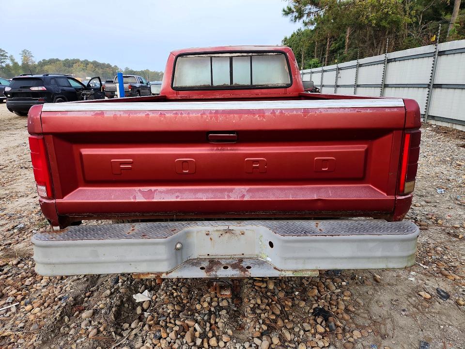 71393336 :رقم المزاد ، 1FTDF15N4FNA37848 vin ، 1985 Ford F150 مزاد بيع