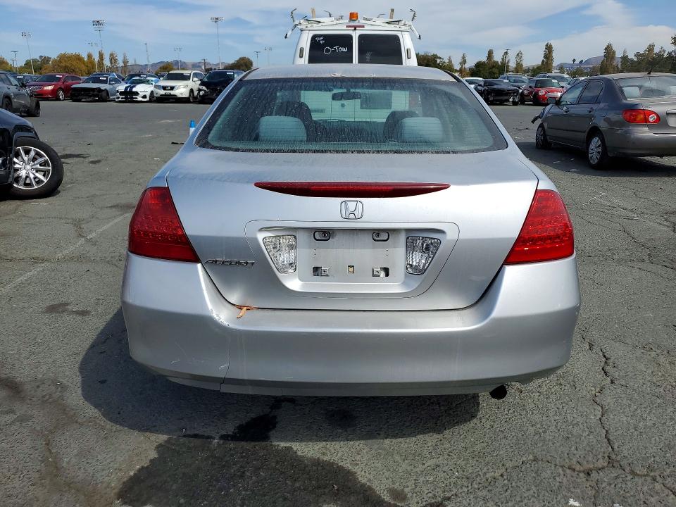 2006 Honda Accord მანქანა იყიდება აუქციონზე, vin: 1HGCM56366A141188, აუქციონის ნომერი: 71717286