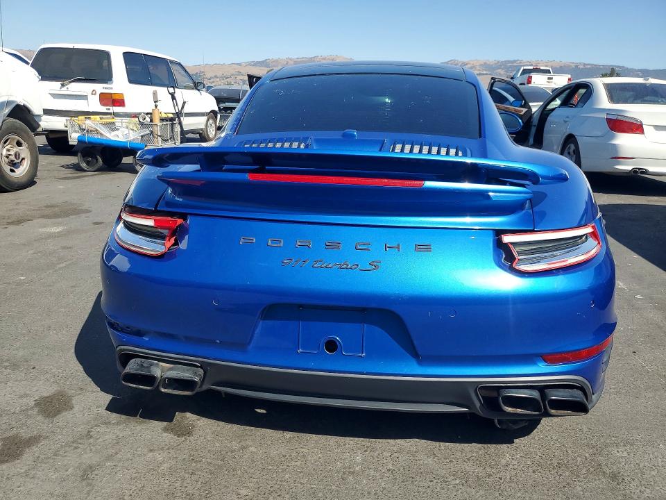 Продажа на аукционе авто 2017 Porsche 911, vin: WP0AD2A95HS166435, номер лота: 71908656