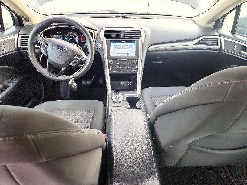 71802326 :رقم المزاد ، 3FA6P0HD5KR135187 vin ، 2019 Ford Fusion مزاد بيع