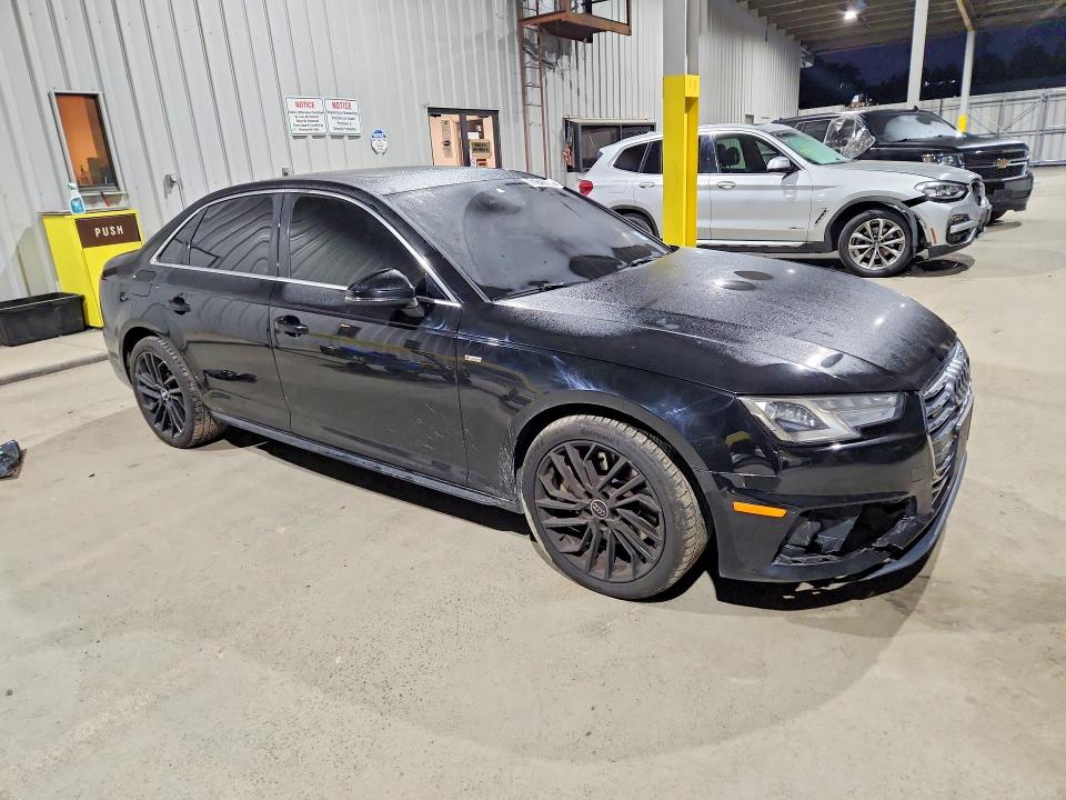 Продаж на аукціоні авто 2019 Audi A4, vin: WAUDNAF4XKA051924, номер лоту: 71848186