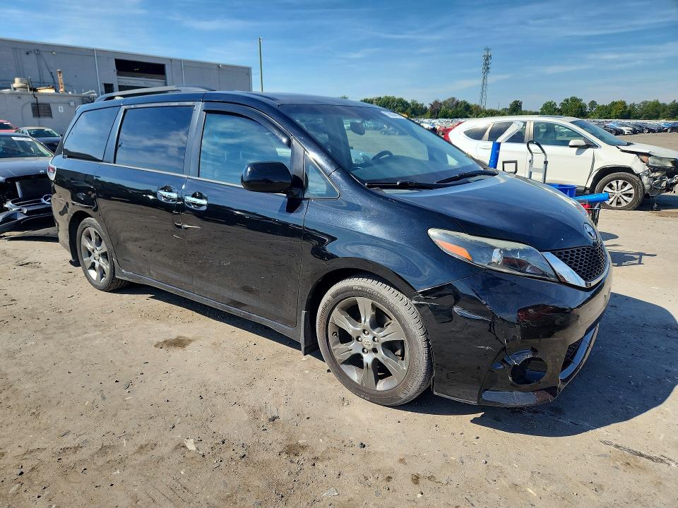 Aukcja sprzedaży 2016 Toyota Sienna, vin: 5TDXK3DC5GS696778, numer aukcji: 70605416