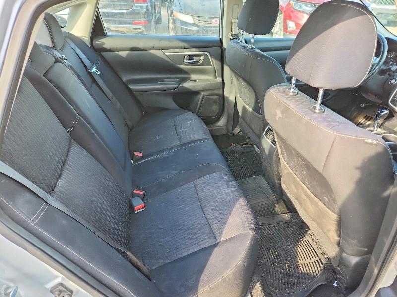 Продаж на аукціоні авто 2017 Nissan Altima, vin: 1N4AL3AP4HN343746, номер лоту: 72005236