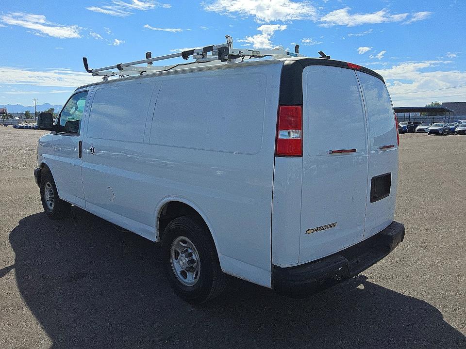 2020 Chevrolet Express G2500 მანქანა იყიდება აუქციონზე, vin: 1GCWGAFP2L1262729, აუქციონის ნომერი: 70502416