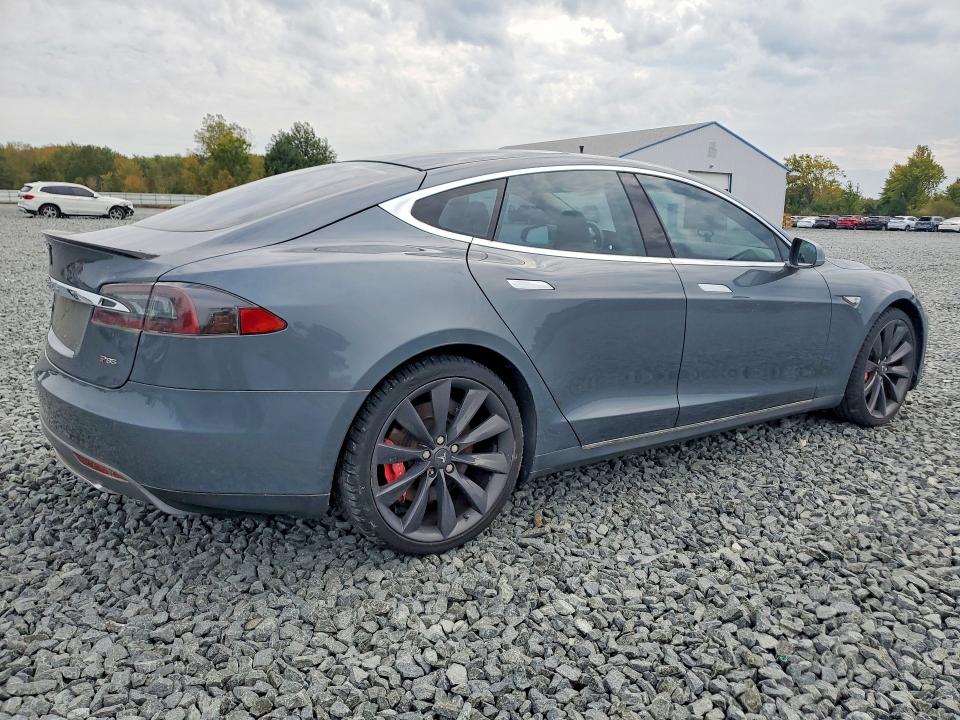 Продажа на аукционе авто 2013 Tesla Model S, vin: 5YJSA1DP0DFP21655, номер лота: 69464696