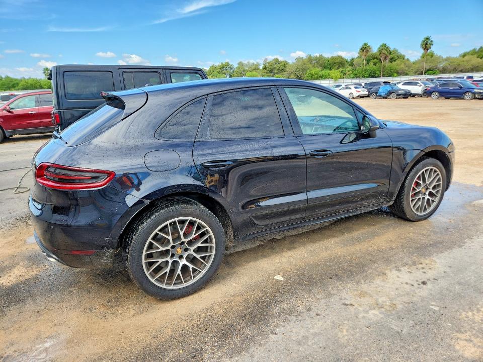 2016 Porsche Macan მანქანა იყიდება აუქციონზე, vin: WP1AF2A54GLB93673, აუქციონის ნომერი: 71758686