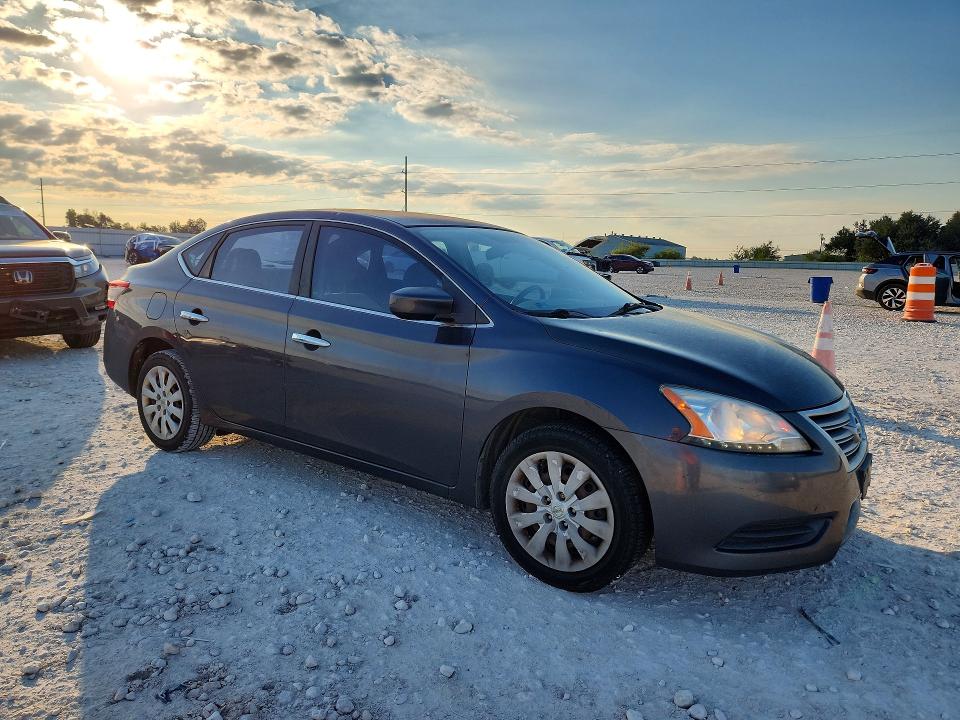 2013 Nissan Sentra მანქანა იყიდება აუქციონზე, vin: 3N1AB7AP4DL705043, აუქციონის ნომერი: 72142426