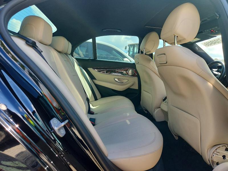 Auction sale of the 2018 Mercedes-benz E, vin: WDDZF4JB4JA388817, lot number: 71048456