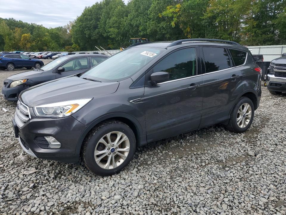 Продажа на аукционе авто 2017 Ford Escape, vin: 1FMCU0GD9HUA52365, номер лота: 71042126