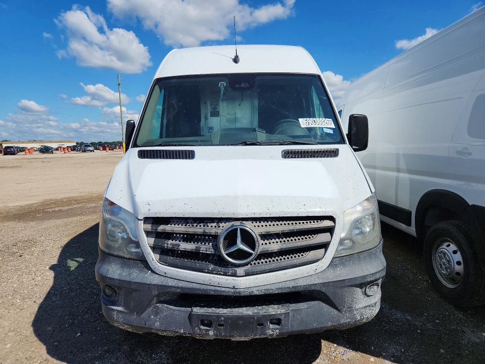 Auction sale of the 2016 Mercedes-benz Sprinter, vin: WD3PE8DD9GP361069, lot number: 69038026