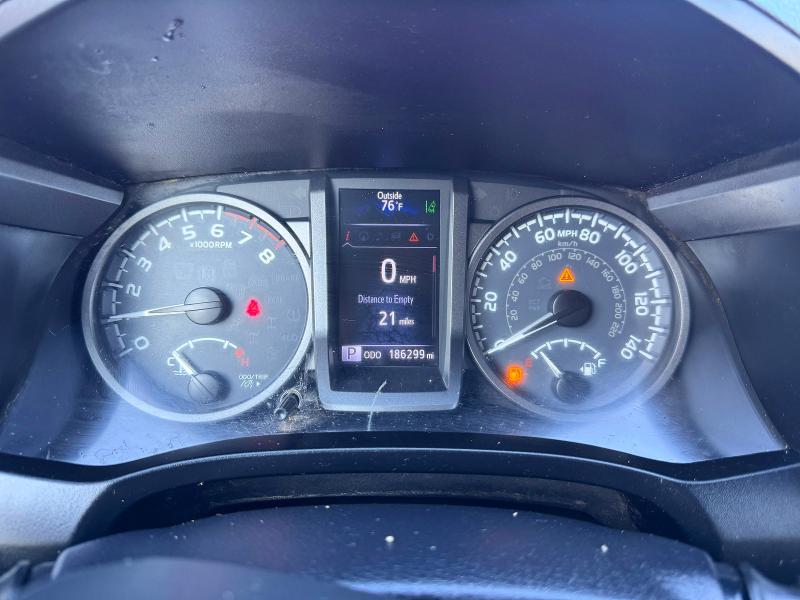 Продаж на аукціоні авто 2018 Toyota Tacoma, vin: 3TMDZ5BN2JM048756, номер лоту: 73183816