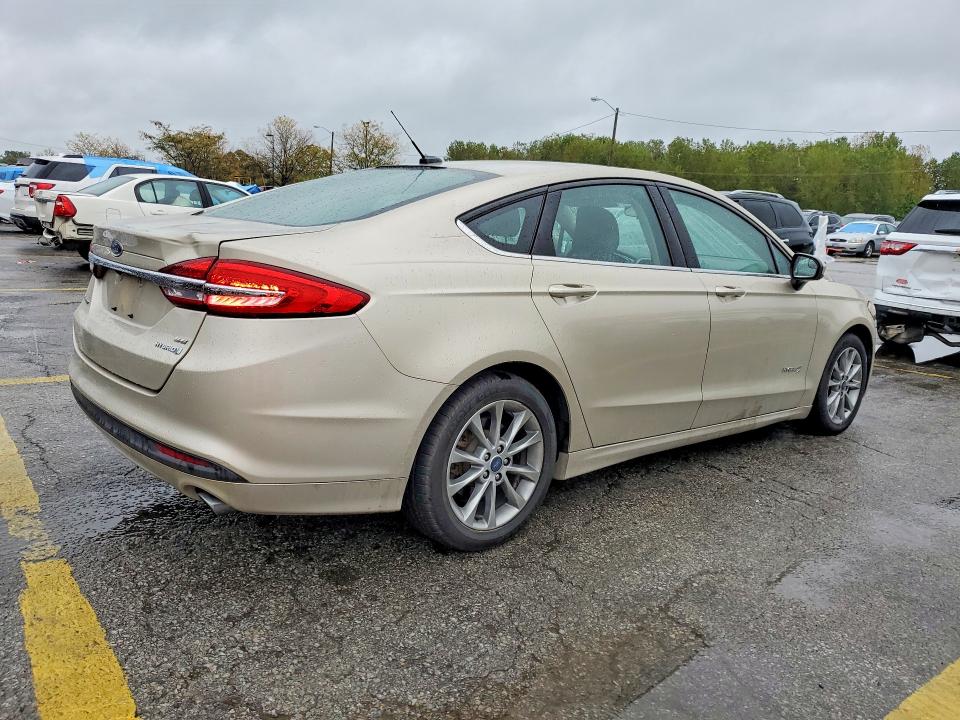 Aukcja sprzedaży 2017 Ford Fusion, vin: 3FA6P0LU8HR381599, numer aukcji: 70835336