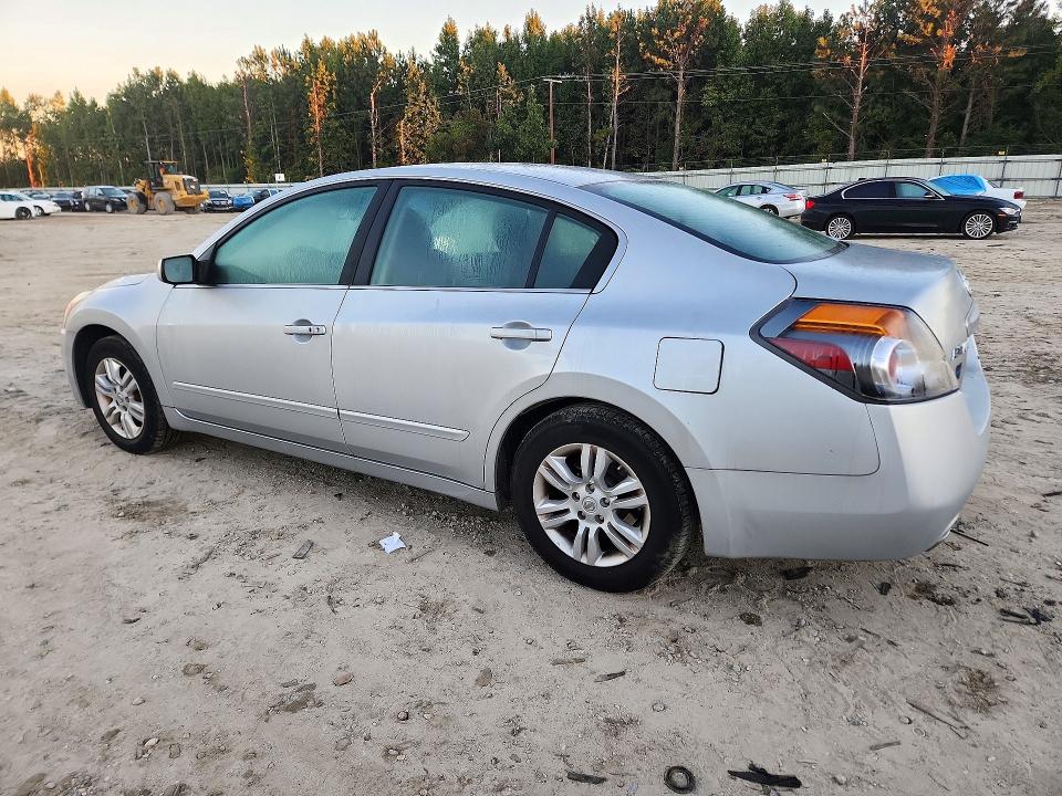 2010 Nissan Altima მანქანა იყიდება აუქციონზე, vin: 1N4AL2AP2AN432540, აუქციონის ნომერი: 71784956