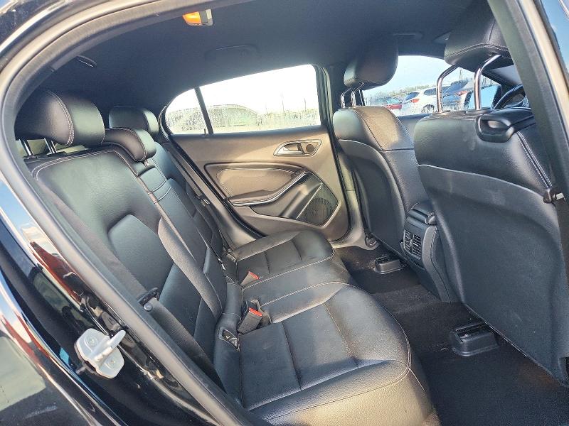 71610126 :رقم المزاد ، WDCTG4EB4GJ226549 vin ، 2016 Mercedes-benz Gla مزاد بيع