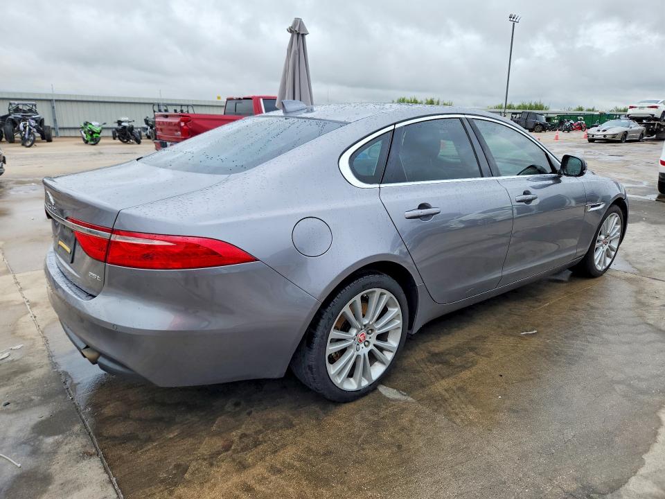 Продажа на аукционе авто 2020 Jaguar Xf, vin: SAJBE4FX0LCY83978, номер лота: 71063006