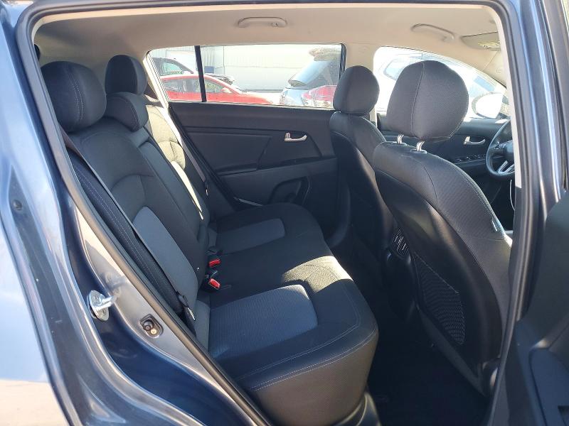 71348706 :رقم المزاد ، KNDPBCAC8F7769686 vin ، 2015 Kia Sportage مزاد بيع