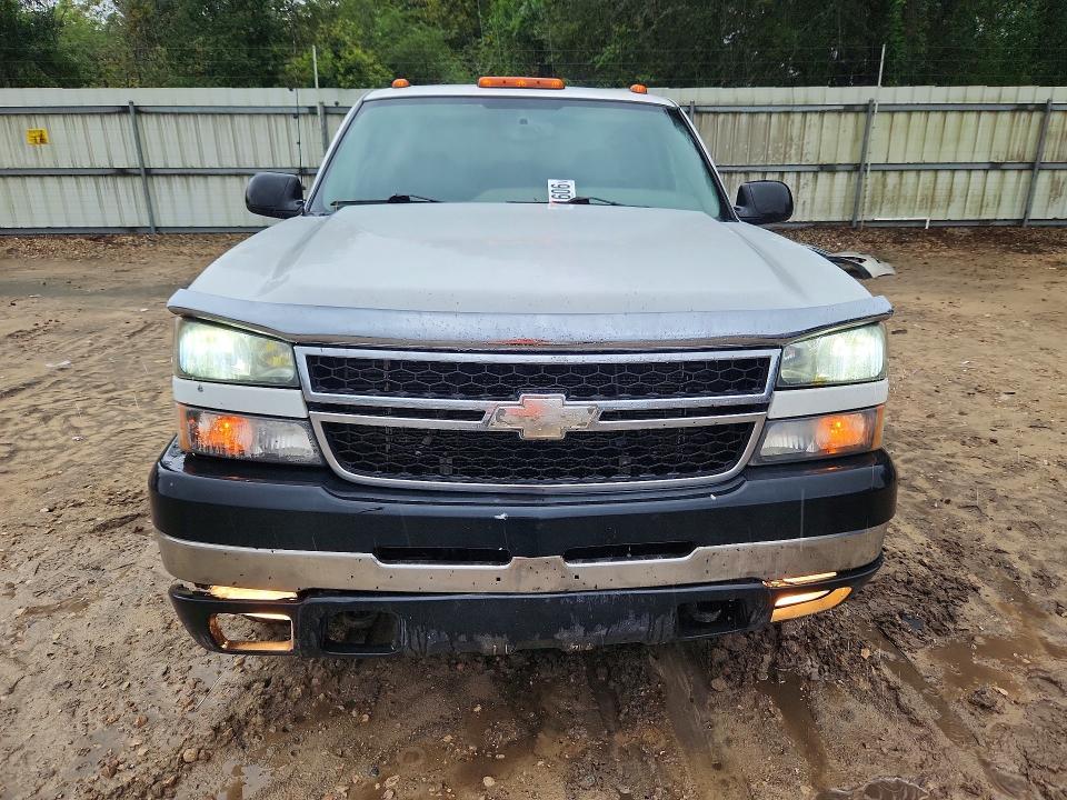 72011606 :رقم المزاد ، 1GCJK33D76F221549 vin ، 2006 Chevrolet Silverado مزاد بيع