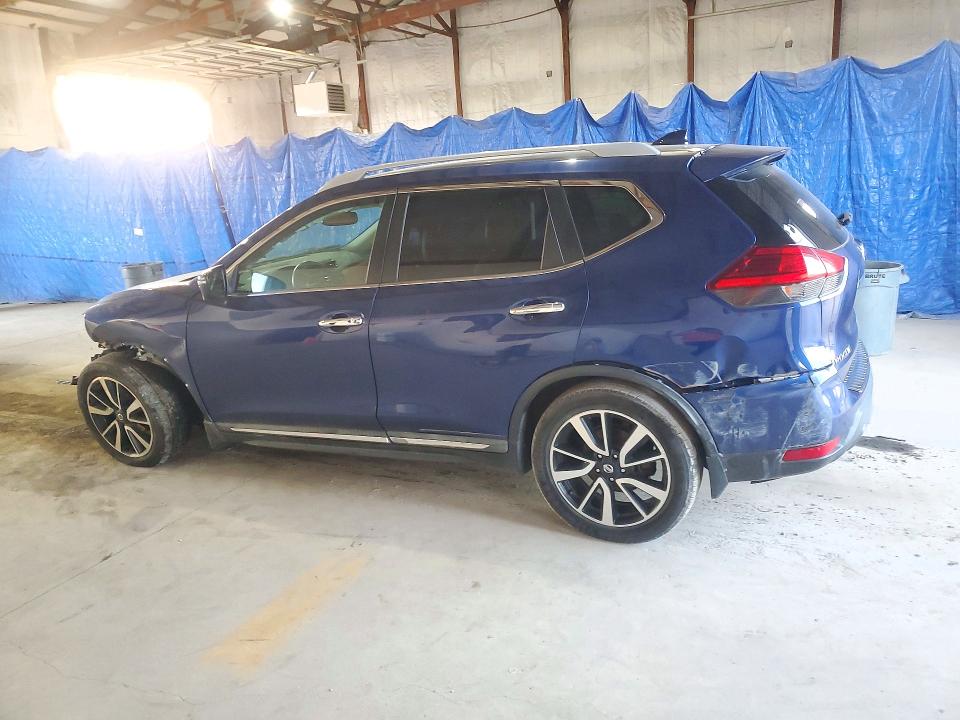 2017 Nissan Rogue მანქანა იყიდება აუქციონზე, vin: 5N1AT2MV2HC857309, აუქციონის ნომერი: 72621666