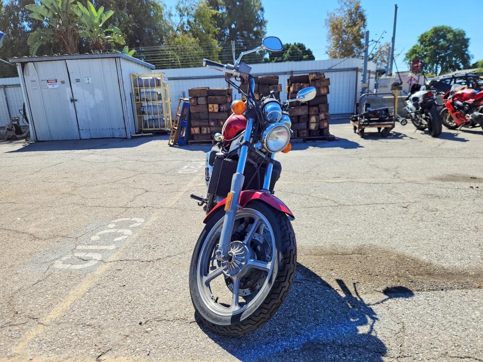 71487916 :رقم المزاد ، JH2RC2111HM300191 vin ، 1987 Honda Vf700 مزاد بيع