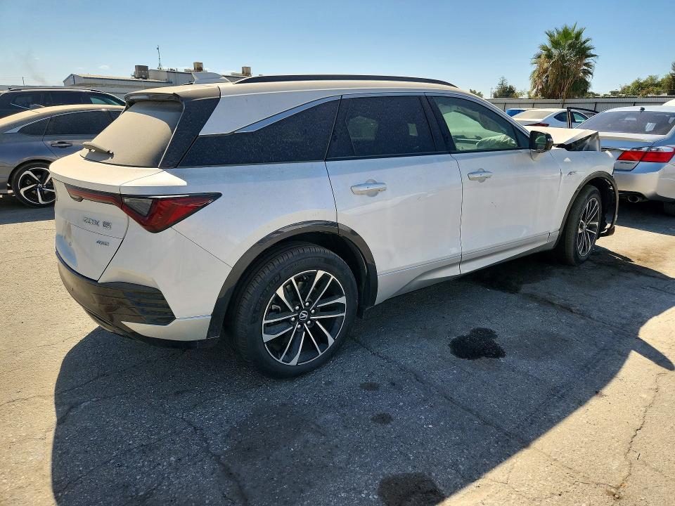 2024 Acura Zdx მანქანა იყიდება აუქციონზე, vin: 4W5KHNRL5RZ508469, აუქციონის ნომერი: 71306306