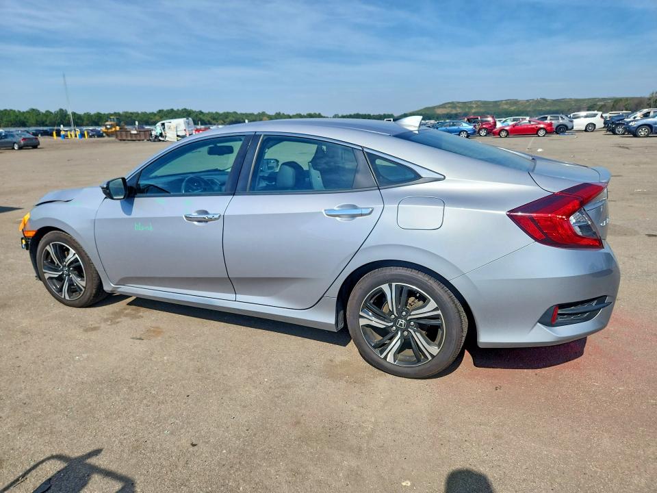 70687676 :رقم المزاد ، 2HGFC1F9XHH657474 vin ، 2017 Honda Civic مزاد بيع