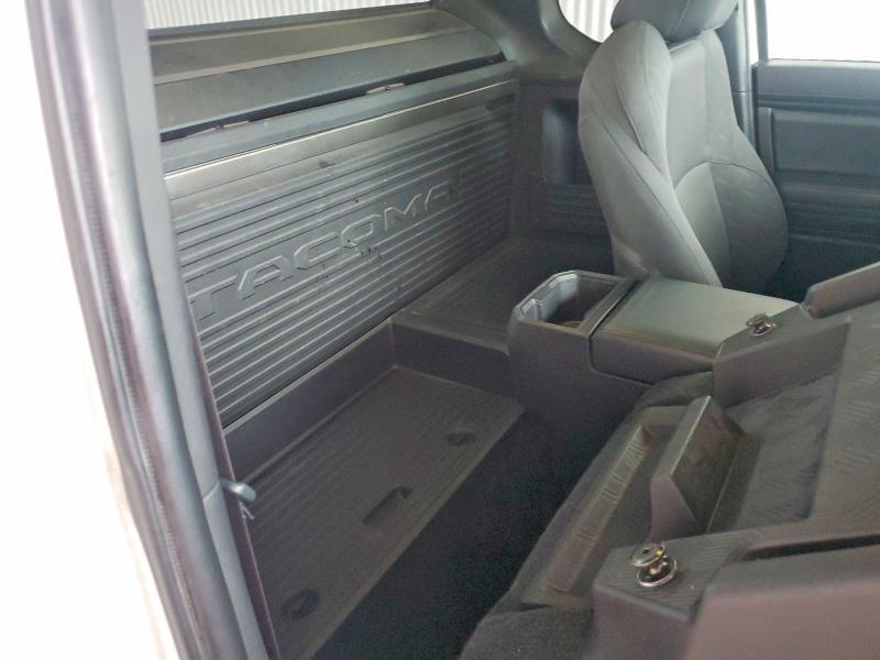 Продажа на аукционе авто 2025 Toyota Tacoma, vin: 3TYJDAHN6ST020157, номер лота: 70358506